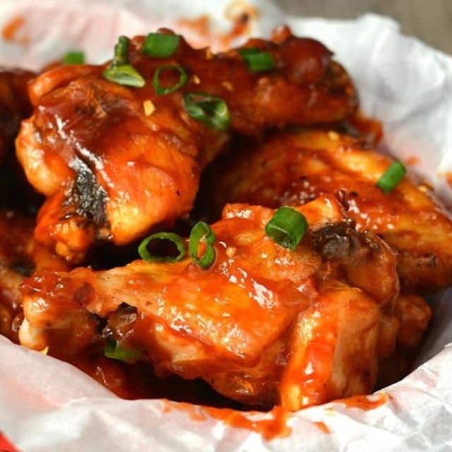 Baked Asian Style Sweet & Spicy Wings (Large (12 Pieces) ).