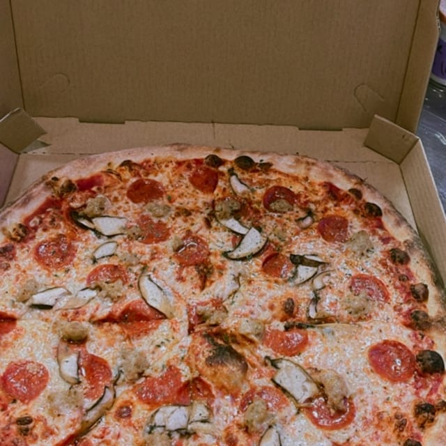 12 Inch small New York Pizza   (Up to 2 People)).